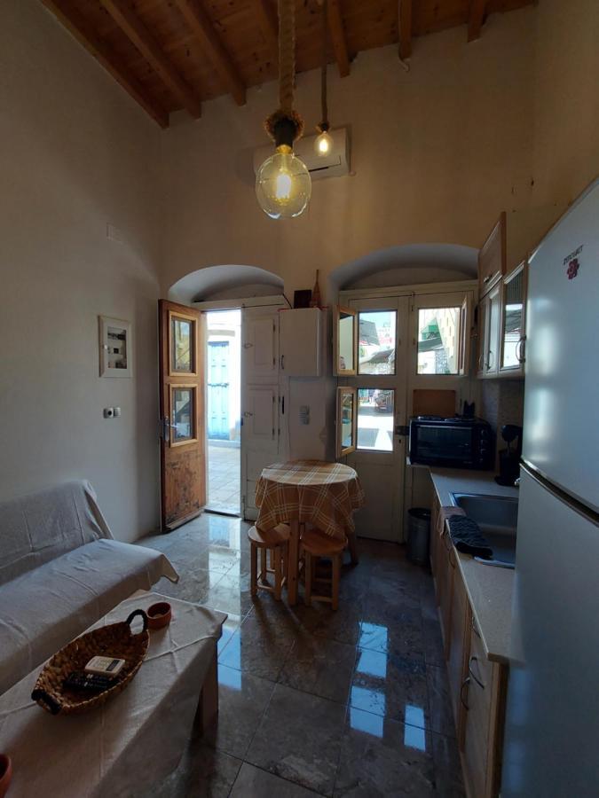 Ήλιος Πατσακης Lägenhet Symi Exteriör bild